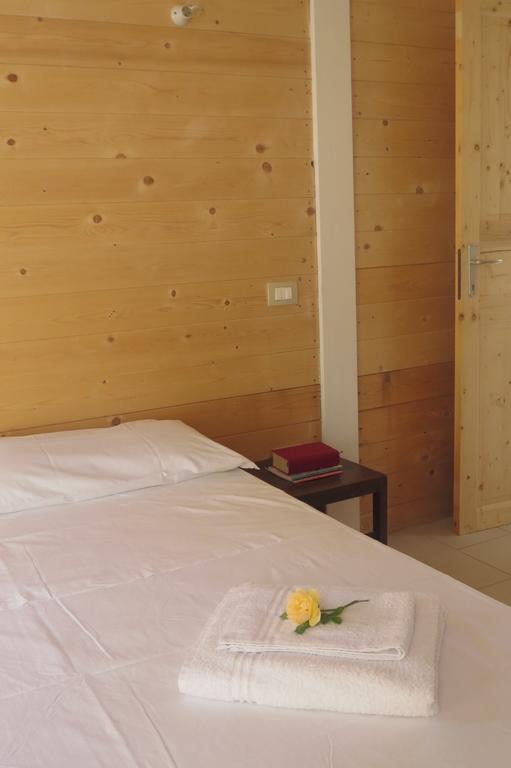 Camping Fiori Di 诺托 客房 照片